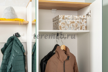 Шкаф 2-х дверный Октава 13.338, Артикул ШР-2401, Размеры (ДхГхВ): 644 х 353 х 1976 мм